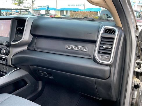 Used 2019 RAM 2500 Big Horn image 18