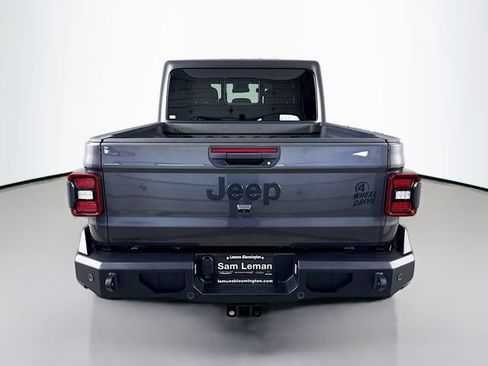 Used 2024 Jeep Gladiator Sport AWD/4WD image 6