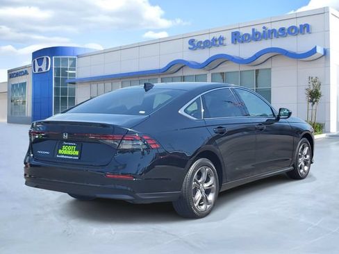Certified 2023 Honda Accord EX image 4
