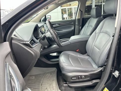 Used 2018 Buick Enclave Premium w/ Experience Buick Package AWD/4WD image 33