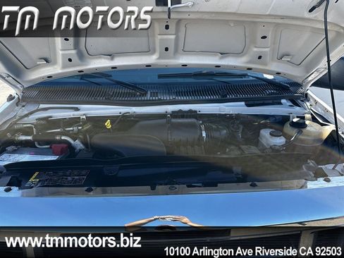 Used 2012 Ford E-350 and Econoline 350 XL w/ Exterior Upgrade Pkg image 19