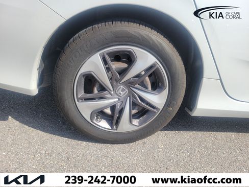 Used 2020 Honda Civic LX image 9