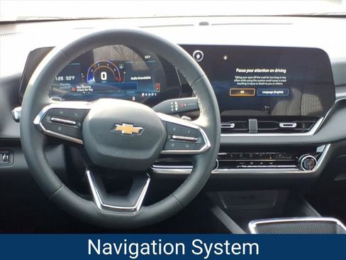 New 2026 Chevrolet Equinox LT w/ Safety and Technology Package image 2