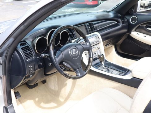 Used 2009 Lexus SC 430 Convertible RWD image 9