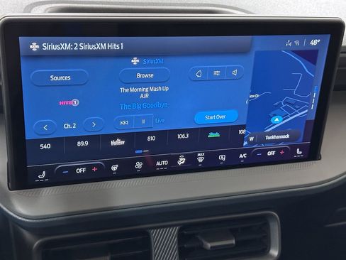 New 2025 Ford Maverick Lariat w/ Black Appearance Package image 37