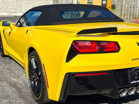Used 2018 Chevrolet Corvette Stingray Convertible RWD image 15