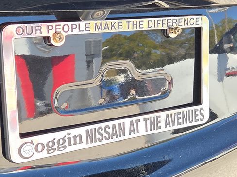 Used 2020 Chevrolet Equinox LS image 33