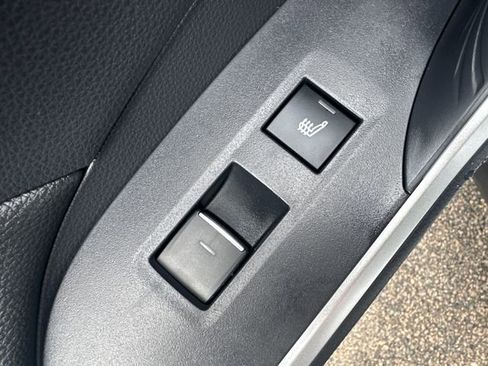 Certified 2025 Toyota RAV4 SE image 28