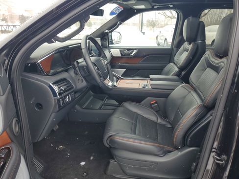 Certified 2024 Lincoln Navigator Black Label image 12