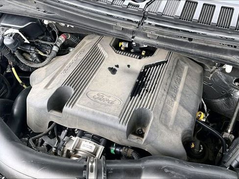 Used 2020 Ford Expedition Platinum AWD/4WD image 32
