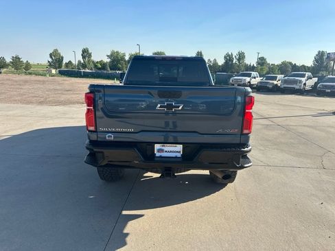 Certified 2024 Chevrolet Silverado 2500 ZR2 w/ Technology Package AWD/4WD image 33