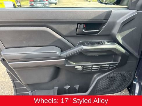 Used 2025 Toyota Tacoma SR5 image 22