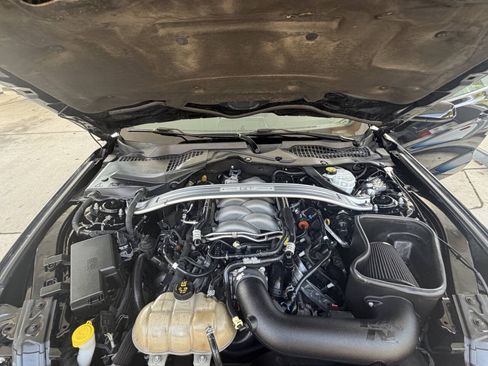 Used 2019 Ford Mustang GT RWD image 27