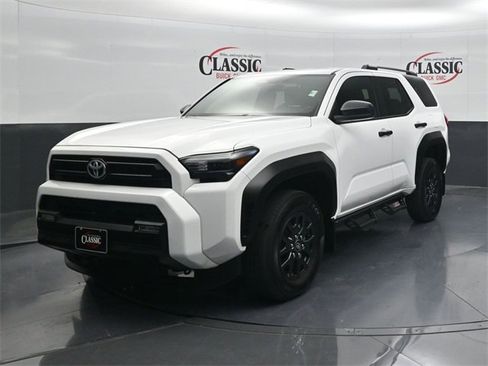 Used 2025 Toyota 4Runner SR5 image 4