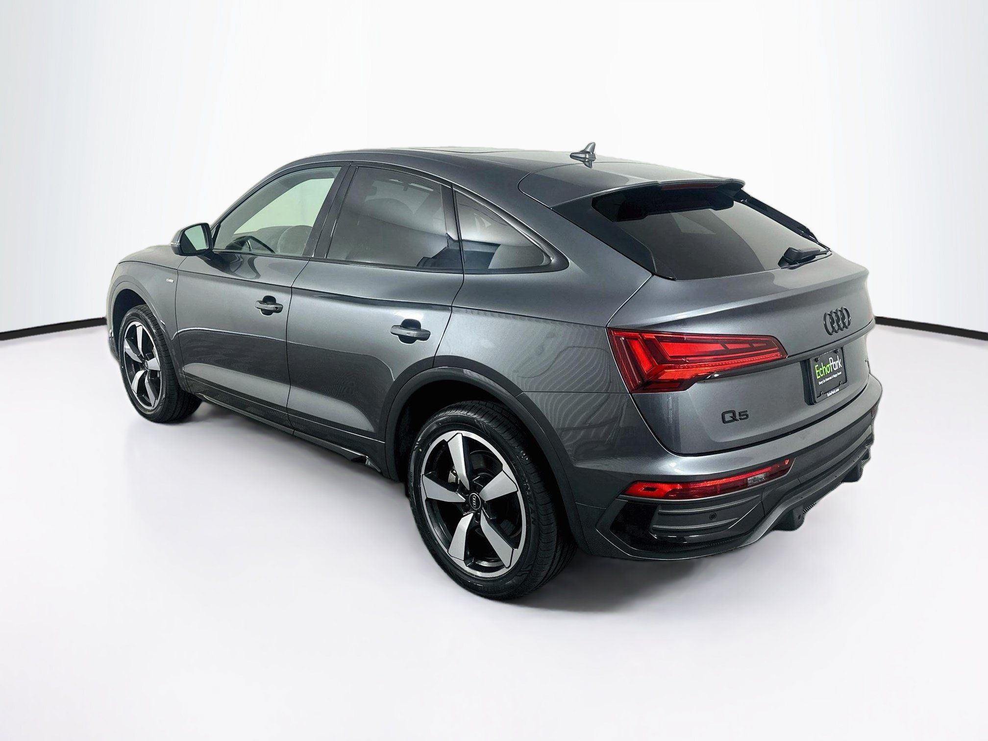 Used 2023 Audi Q5 2.0T Premium Plus w/ Premium Plus Package AWD/4WD image 5