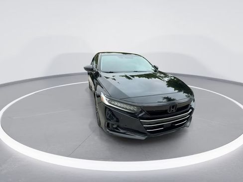 Used 2021 Honda Accord EX-L image 2
