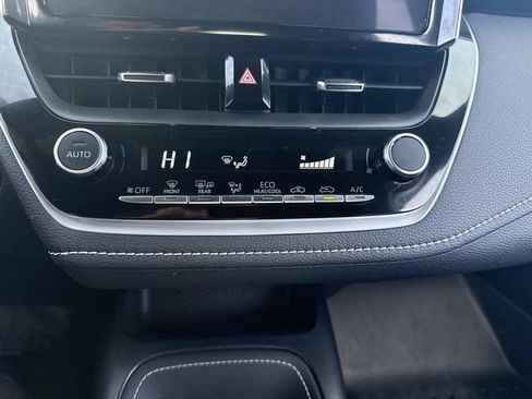 Used 2023 Toyota Corolla SE image 24