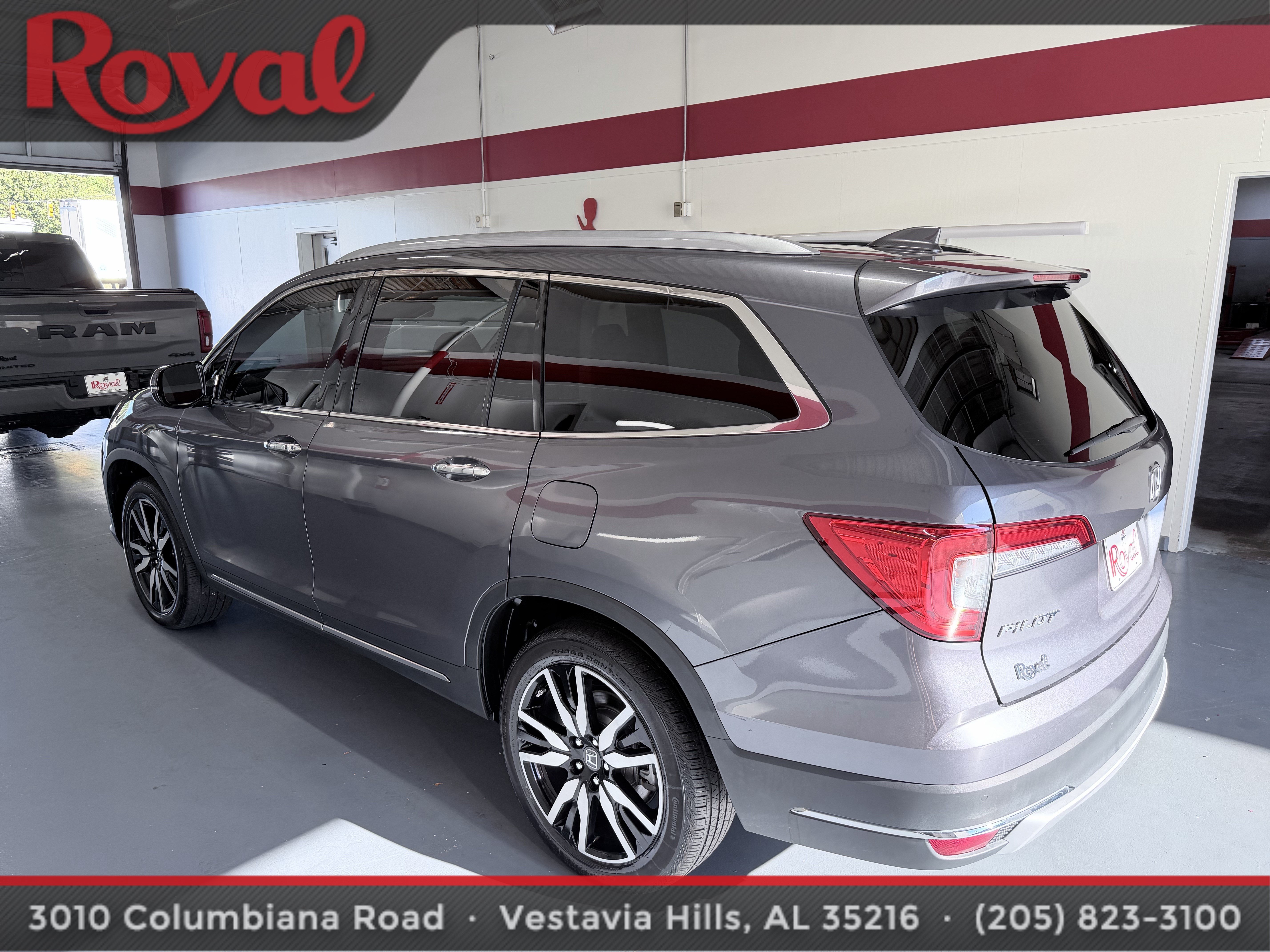 Used 2021 Honda Pilot Touring image 8