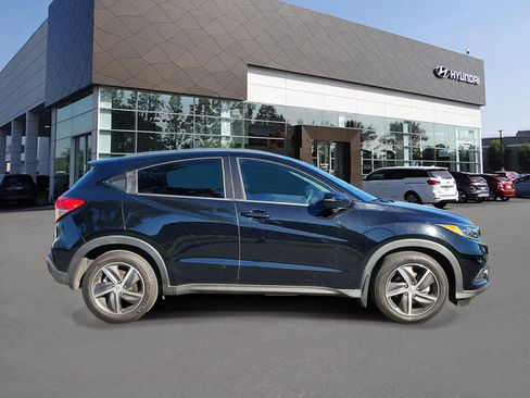 Used 2022 Honda HR-V EX image 4