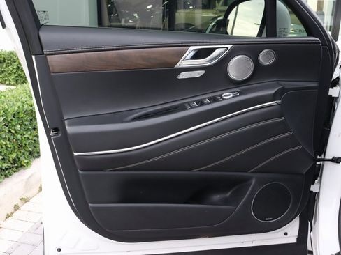 Used 2023 Genesis GV80 2.5T w/ Advanced Package image 11