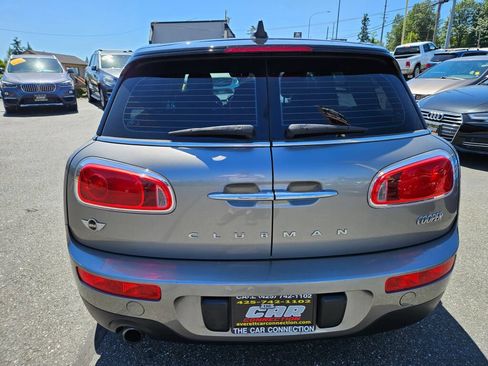 Used 2017 MINI Cooper Clubman FWD image 5