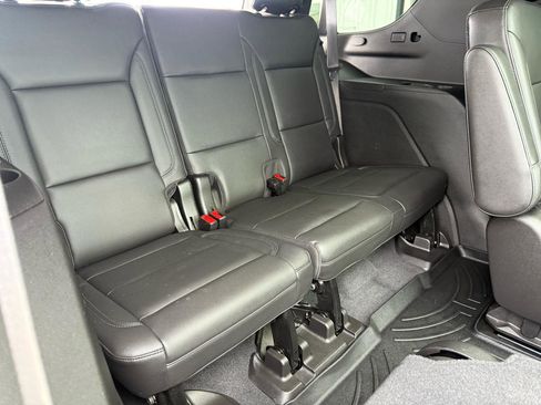 Used 2021 Chevrolet Tahoe LT w/ LT Signature Package image 21