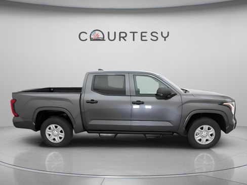 New 2026 Toyota Tundra SR image 24