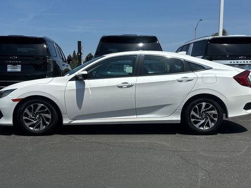 Used 2018 Honda Civic EX image 8