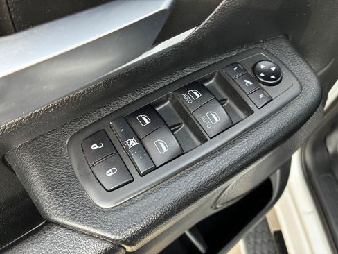 Used 2021 RAM 1500 Lone Star AWD/4WD image 9