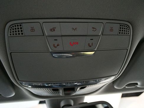 Used 2015 Mercedes-Benz C 300 Sedan image 66