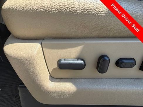 Used 2010 Ford F150 Lariat RWD image 13
