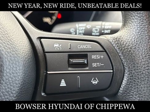 Used 2024 Honda HR-V LX image 16