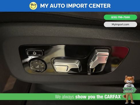 Used 2020 BMW X7 M50i image 13