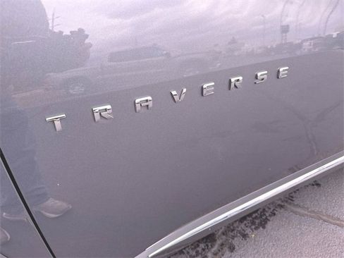 Used 2021 Chevrolet Traverse Premier w/ LPO, Floor Liner Package image 32