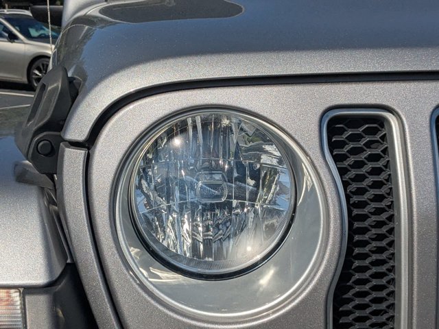 Used 2020 Jeep Wrangler Unlimited Sahara AWD/4WD image 11