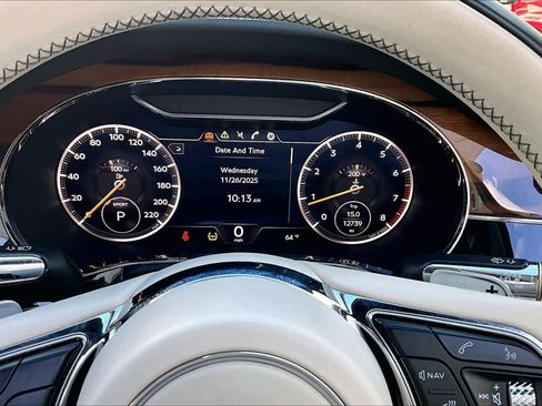 Used 2023 Bentley Continental GT Azure image 22