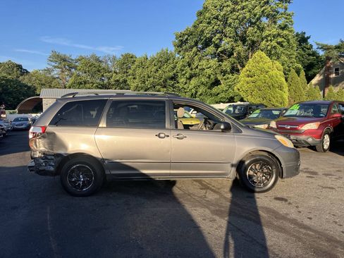 Used 2005 Toyota Sienna CE FWD image 6