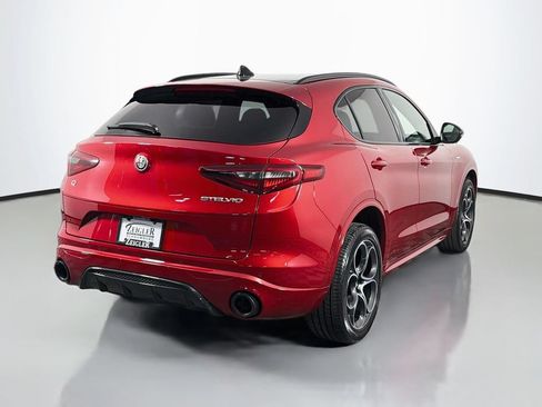 Used 2023 Alfa Romeo Stelvio Veloce AWD/4WD image 7