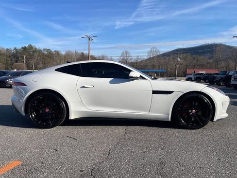 Used 2017 Jaguar F-TYPE Coupe image 8