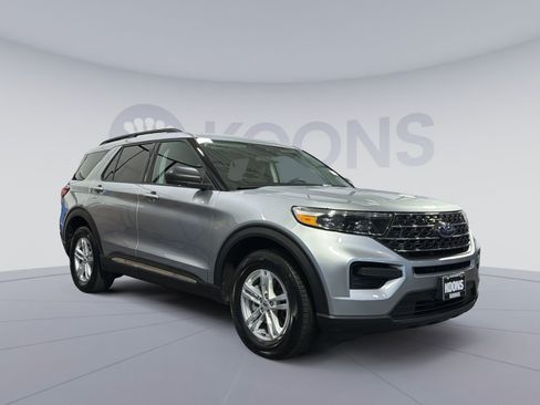 Used 2022 Ford Explorer XLT w/ Class IV Trailer Tow Package AWD/4WD image 10