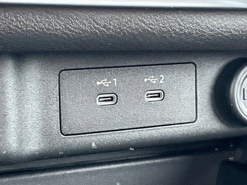 Used 2024 Nissan Rogue S image 22