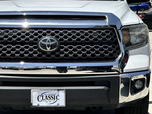 Used 2019 Toyota Tundra SR5 w/ SR5 Upgrade Package RWD image 9