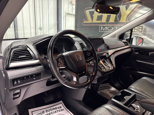 Used 2023 Honda Odyssey Touring image 6