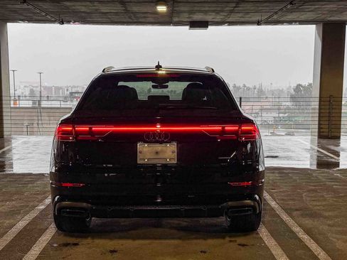 New 2026 Audi Q8 Premium Plus image 5