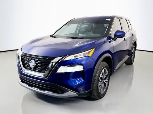 Used 2022 Nissan Rogue SV FWD image 4