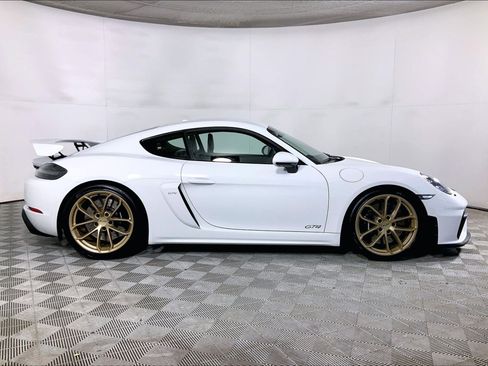 Certified 2020 Porsche 718 Cayman GT4 RWD image 8