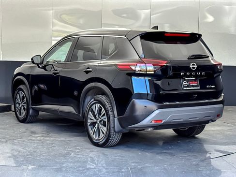 Used 2023 Nissan Rogue SV w/ SV Premium Package AWD/4WD image 5