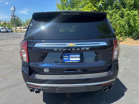 Used 2021 Chevrolet Suburban High Country w/ Premium Package AWD/4WD image 4