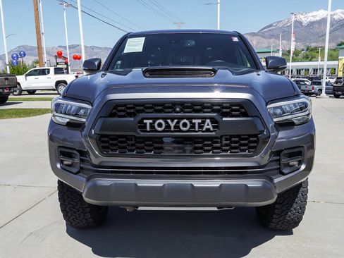 Certified 2020 Toyota Tacoma TRD Pro AWD/4WD image 3