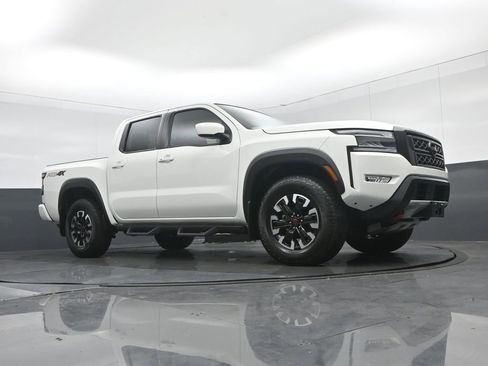 Used 2024 Nissan Frontier PRO-4X w/ Technology Package image 54